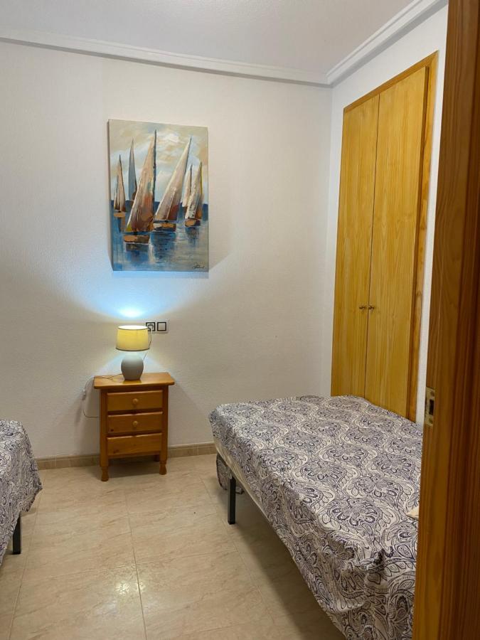 Amazing 2-Bedrooms Apartment With Pool Torrevieja Center Екстериор снимка